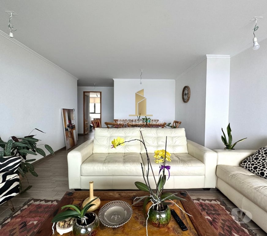 Bienes Raices Valparaíso Viña del Mar - Fotos de VENDE DEPTO REÑACA NORTE 3D 2B VISTA AL MAR