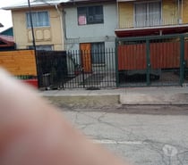 VENDO CASA SOLIDA 2D 1B LADO BOSTON COLLEGE MAIPÚ