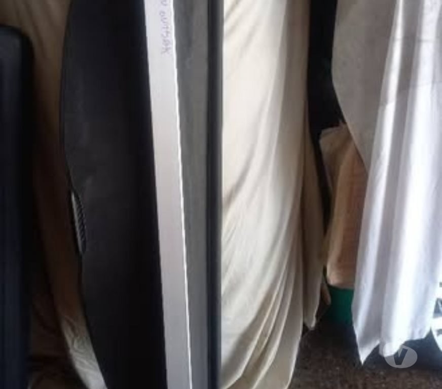 Accesorios para Autos Santiago Santiago - Fotos de Cubre maleta subaru Legacy Outback impecable original