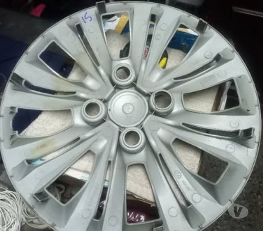 Accesorios para Autos Santiago Santiago - Fotos de 1 tapa rueda original Volkswagen aro 15 impecable.