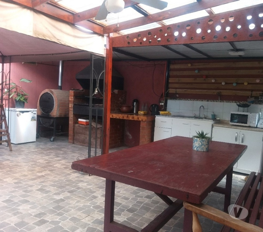 Bienes Raices Valparaíso Villa Alemana - Fotos de CASA UN PISO INDIVIDUAL CON AMPLIO TERRENO