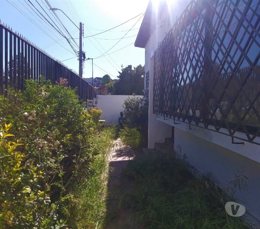 Bienes Raices Valparaíso Quilpué - Fotos de PROPIEDAD DE UN PISO RESIDENCIAL O COMERCIAL