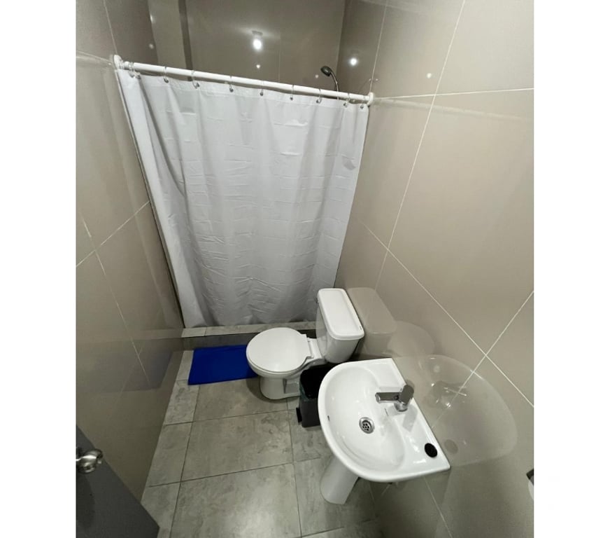 Arriendo de piezas Santiago La Florida - Fotos de Arriendo Pieza, Metro Santa Julia ( La Florida)