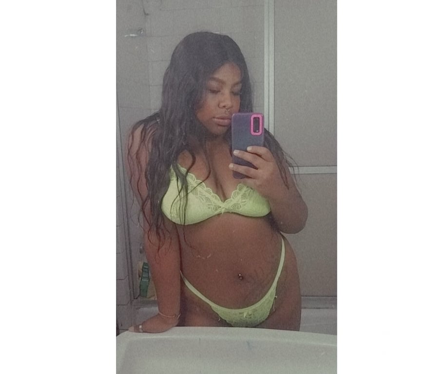 Escort Cachapoal San Vicente - Fotos de Noa recién llegada una exquisita morena apretadita rica