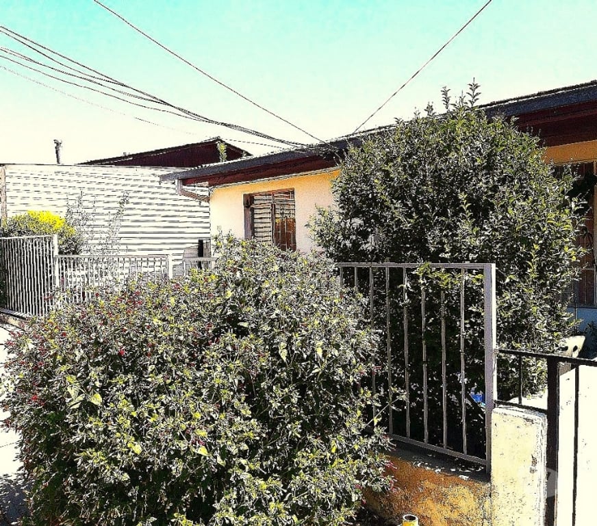 Bienes Raices Valparaíso Quilpué - Fotos de CASA DE UN PISO SOLIDA PAREO SIMPLE PARADERO 12