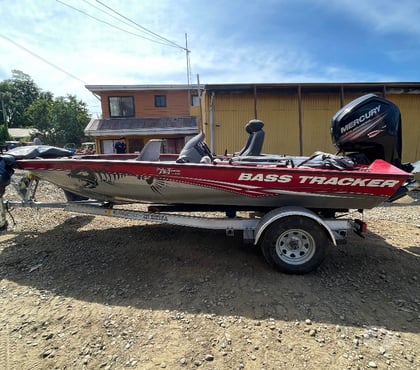Veleros-Lanchas-Botes Padre Las Casa Cautín - Fotos de Bote tracker americano 175txw