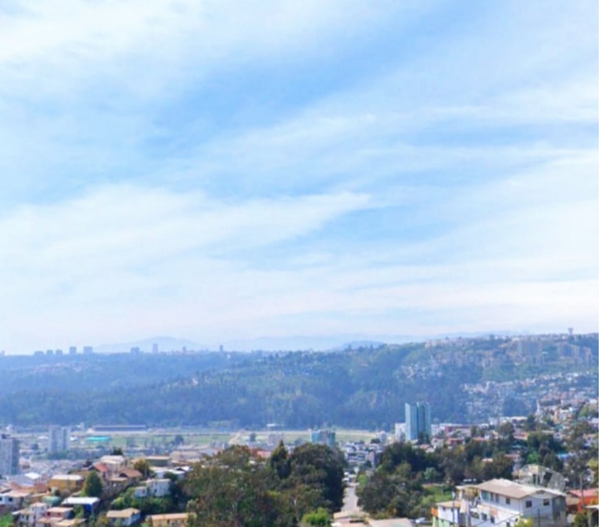 Bienes Raices Valparaíso Viña del Mar - Fotos de Propiedad Sólidas con 2 casas Independientes