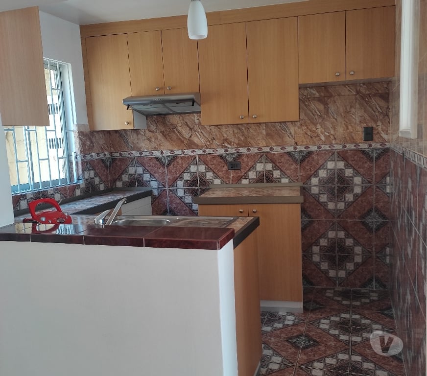 Bienes Raices Valparaíso Viña del Mar - Fotos de Propiedad Sólidas con 2 casas Independientes