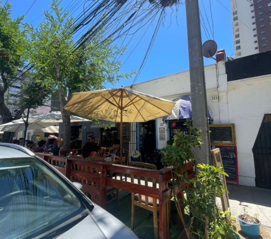 Bienes Raices Valparaíso Viña del Mar - Fotos de VIÑA VENTA BAR RESTAURANT DERECHO DE LLAVES