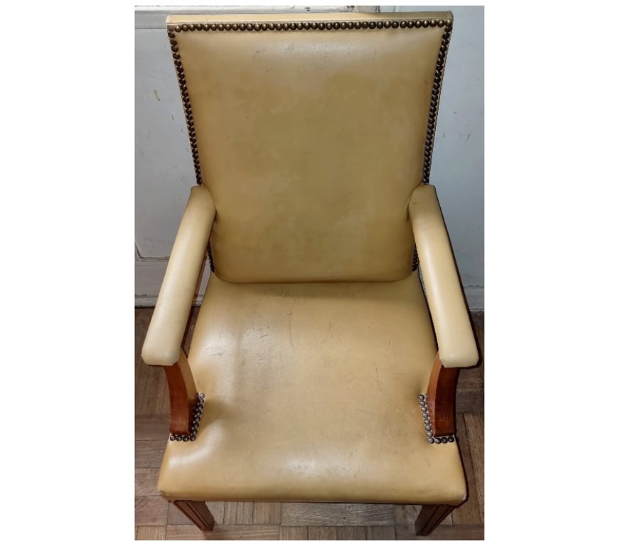 Muebles Santiago Quinta Normal - Fotos de Sillones estilo Directorio con Cuero Cafe madera de Encina