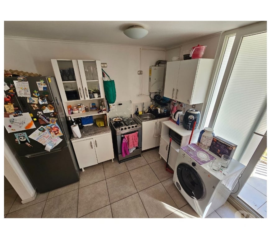 Bienes Raices Concepción Concepción - Fotos de Comodo Departamento de 2D1B y Estacionamiento.