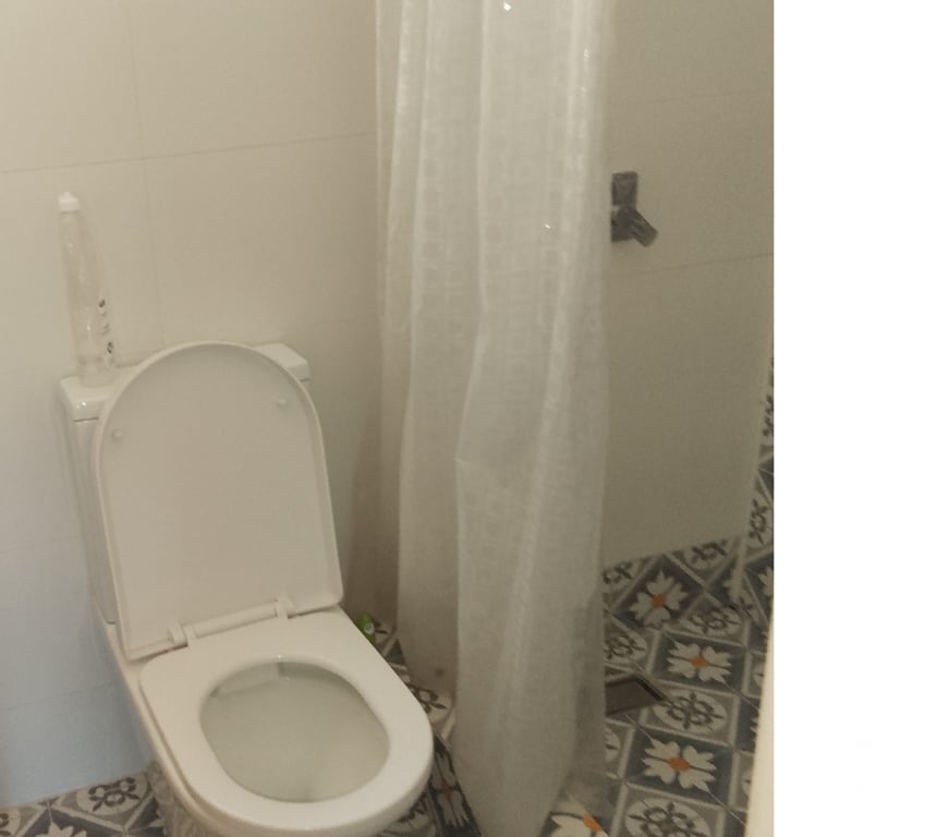 Arriendo de piezas Valparaíso Valparaíso - Fotos de Habitación luminosísima ,amplia y con hermosa vista al mar