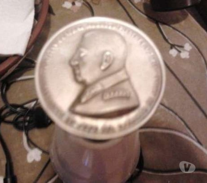 Antiguedades - Joyería Santiago Santiago - Fotos de Exclusiva Moneda de plata de 4 cm de diametro nueva.