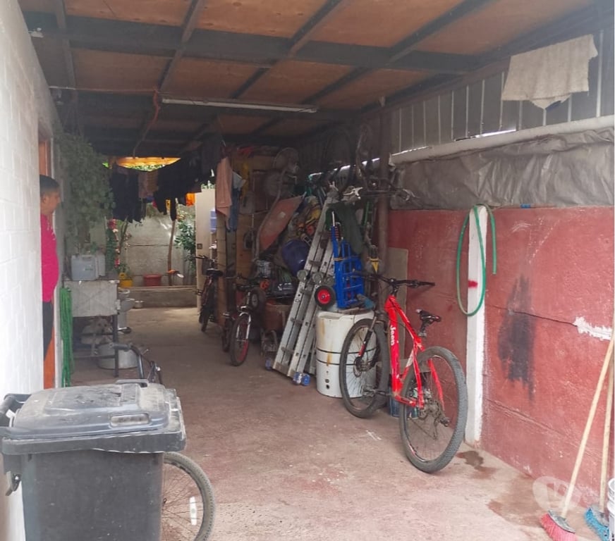 Bienes Raices Curicó Curicó - Fotos de CASA 4D+2B+1BO+2ES CURICO