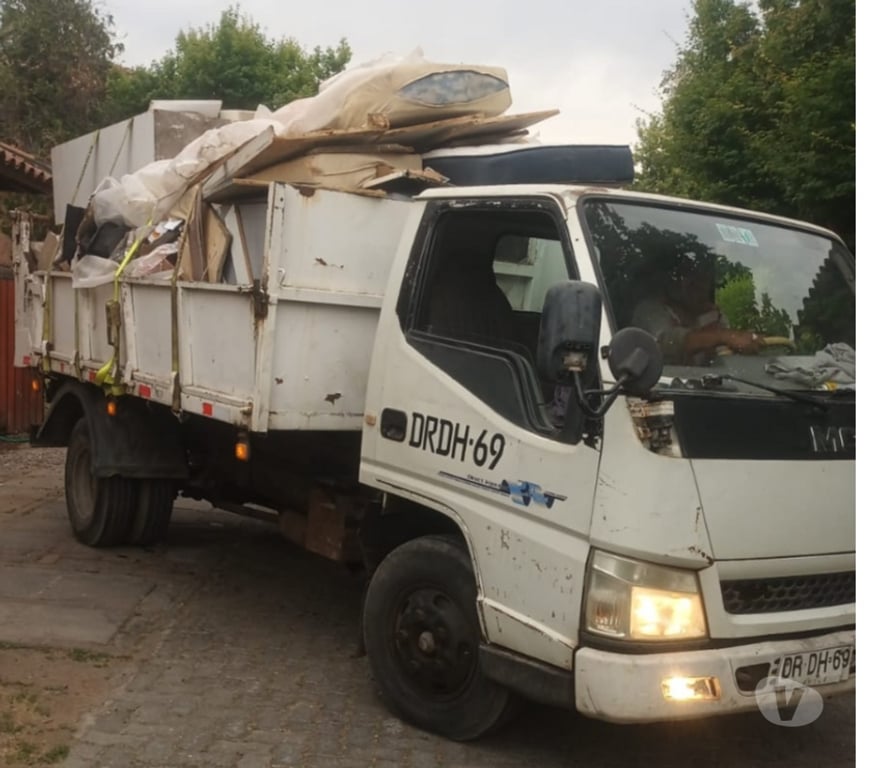 Fletes y Mudanzas - Transportes Santiago San Miguel - Fotos de fletes y retiros de esconbros p.h