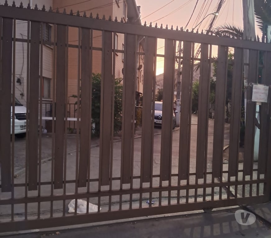 Bienes Raices Santiago Renca - Fotos de DEPTO 3D+1B RENCA