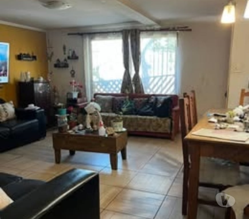 Bienes Raices Santiago Estación Central - Fotos de CASA 4D+1B+1ES ESTACION CENTRAL