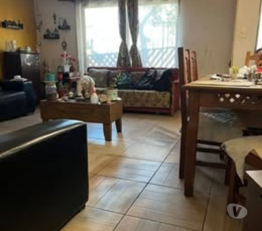 Bienes Raices Santiago Estación Central - Fotos de CASA 4D+1B+1ES ESTACION CENTRAL