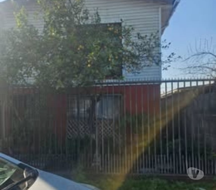 Bienes Raices Santiago Estación Central - Fotos de CASA 4D+1B+1ES ESTACION CENTRAL