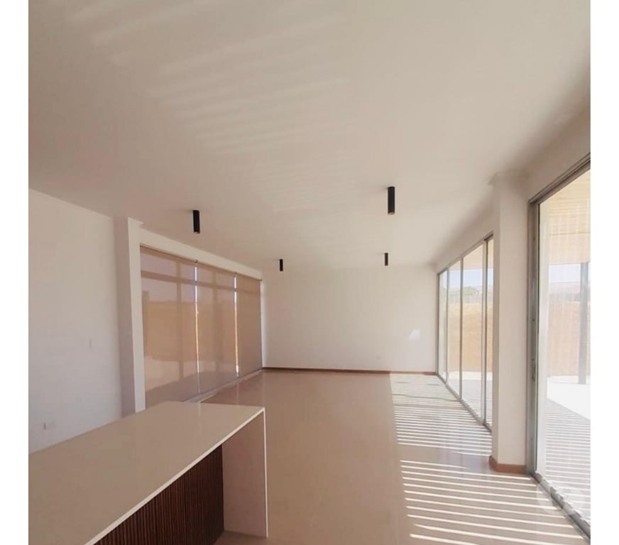 Arriendos Arica Arica - Fotos de Arriendo casa nueva y amplia en sector Cerro Sombrero