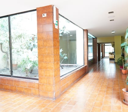 Consultorios Providencia Santiago - Fotos de Metro Pedro de Valdivia oficina recepción 1privado