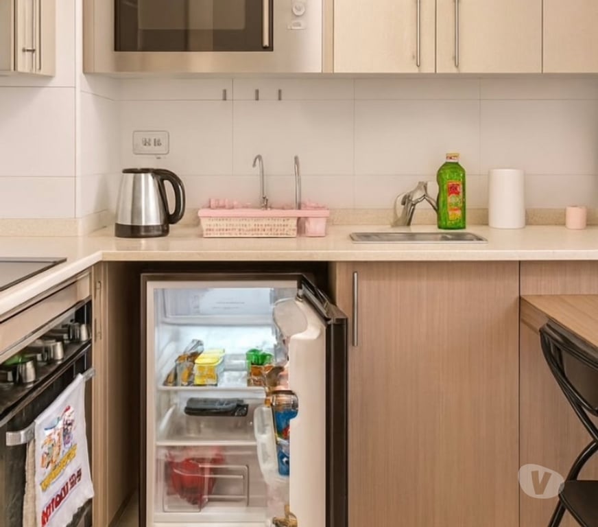 Arriendo de piezas Santiago Santiago - Fotos de Pieza con cocina y balcón Metro Las Rejas $200.000.