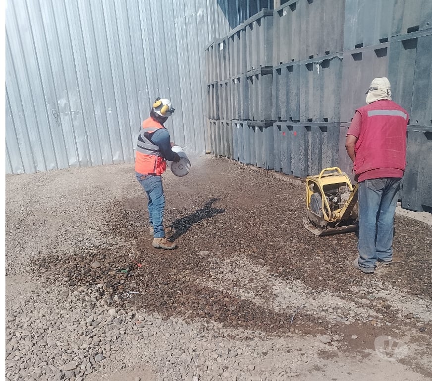 Fletes y Mudanzas - Transportes Santiago Huechuraba - Fotos de fletes y retiros de escombro