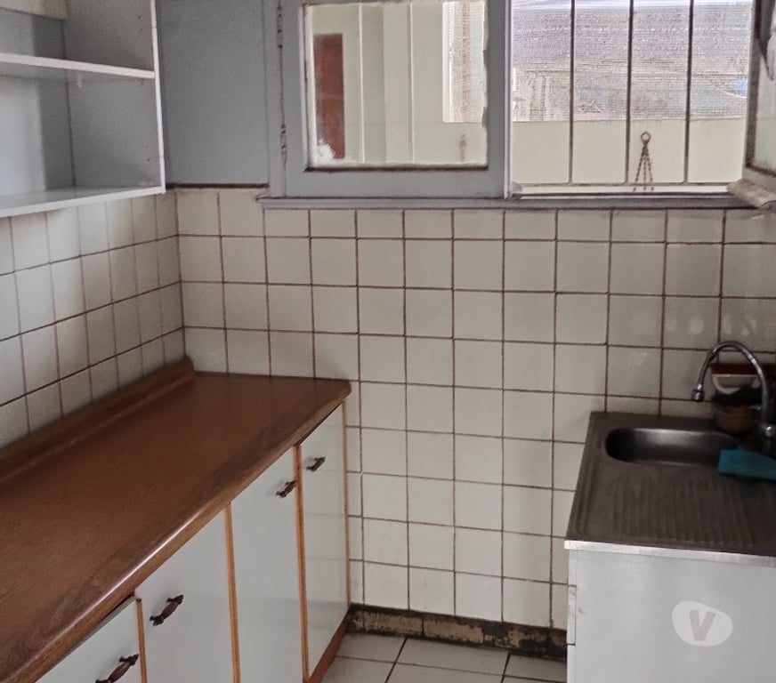 Arriendos Santiago Santiago - Fotos de Arriendo departamento 90 m2., de tres dormitorios, 1 baño.