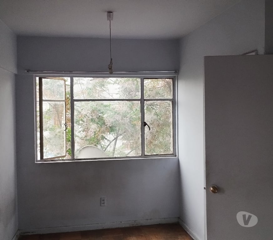 Arriendos Santiago Santiago - Fotos de Arriendo departamento 90 m2., de tres dormitorios, 1 baño.