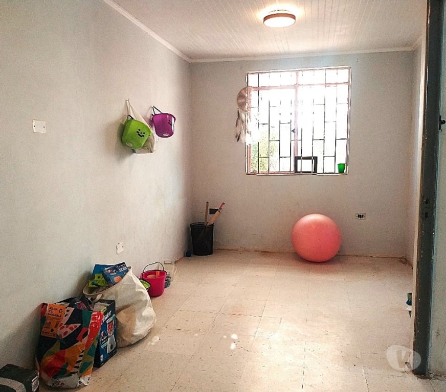 Bienes Raices Valparaíso Quilpué - Fotos de CASA DE UN PISO SOLIDA PAREO SIMPLE PARADERO 12