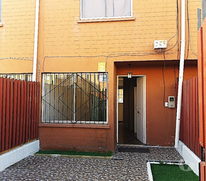 Casas en venta Quilpué Valparaíso - Fotos de CASA DOS PISOS PAREO CONTINUO BELLOTO NORTE