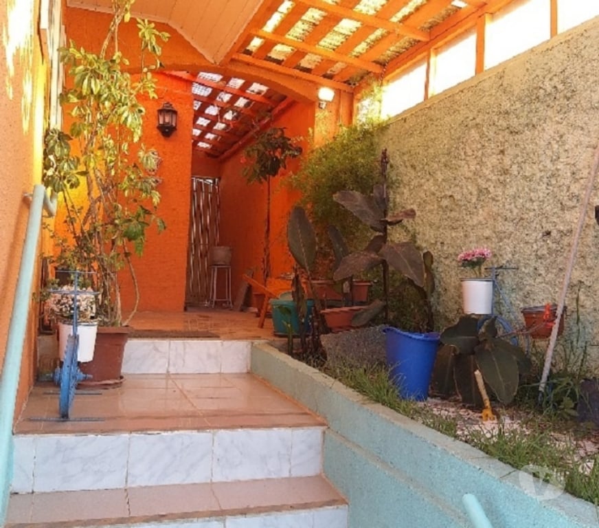 Bienes Raices Valparaíso Viña del Mar - Fotos de CASA TRES PISOS SECTOR NUEVA AURORA