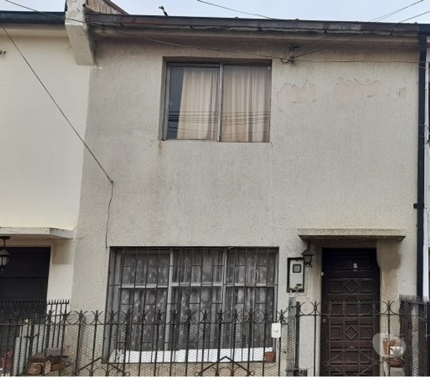 Bienes Raices Valparaíso Viña del Mar - Fotos de CASA DE DOS PISOS PAREO CONTINUO VIÑA DEL MAR