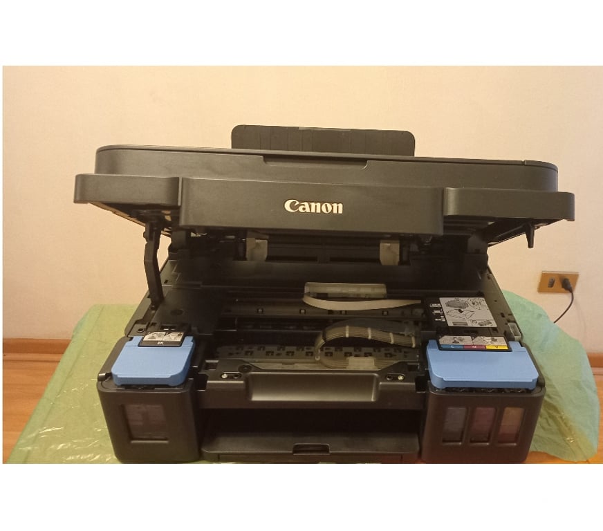 Notebooks - Computadoras Santiago La Reina - Fotos de *VENDO IMPRESORA CANON MULTIFUNCIONAL+ MUEBLEC RUEDAS*