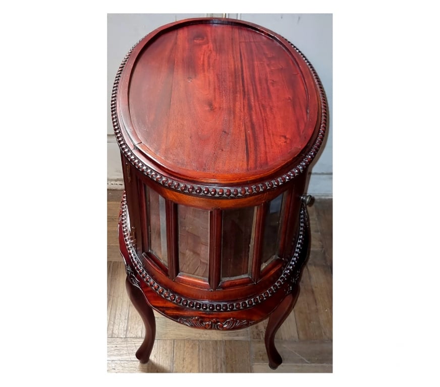 Muebles Santiago Quinta Normal - Fotos de Licorero ovalado con 2 puertas y vidrios biselados de Teca