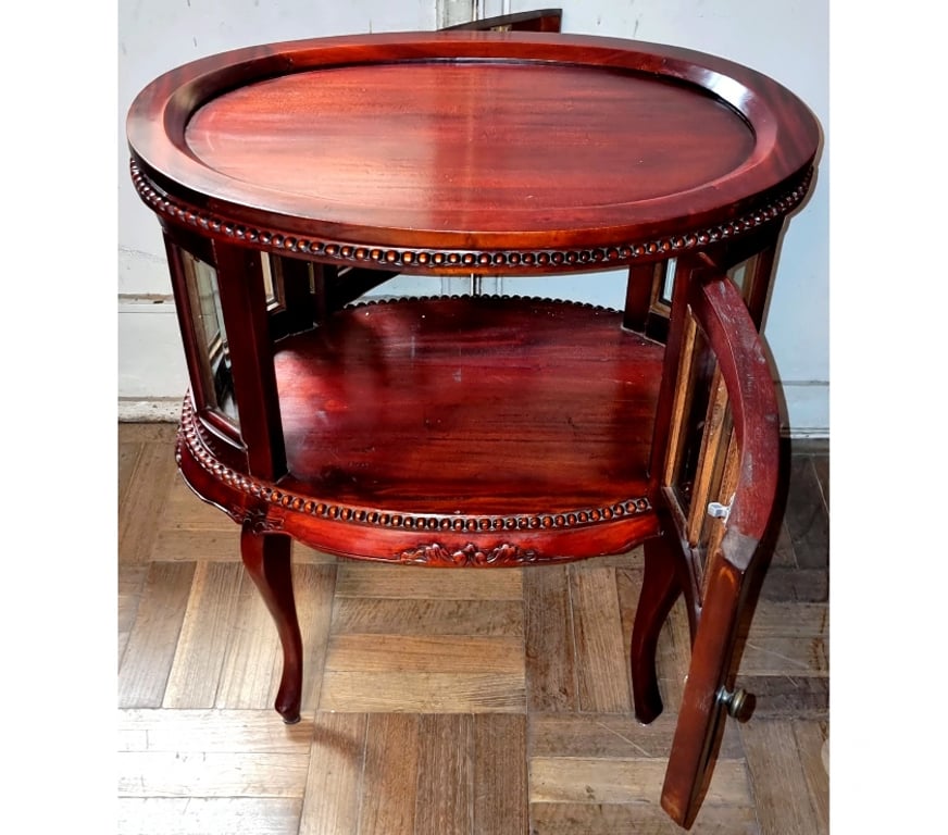 Muebles Santiago Quinta Normal - Fotos de Licorero ovalado con 2 puertas y vidrios biselados de Teca