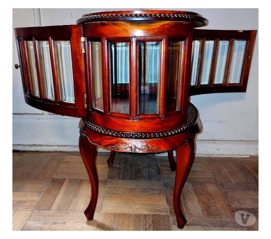 Muebles Santiago Quinta Normal - Fotos de Licorero ovalado con 2 puertas y vidrios biselados de Teca