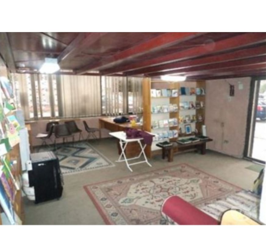 Locales Commerciales en Arriendo Santiago Santiago - Fotos de Local comercial de 140 m2 en 2 pisos Diag. Paraguay 360