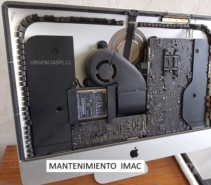Servicios de Informática Santiago Santiago - Fotos de Mantenimiento Preventivo de Computadores – Santiago RM