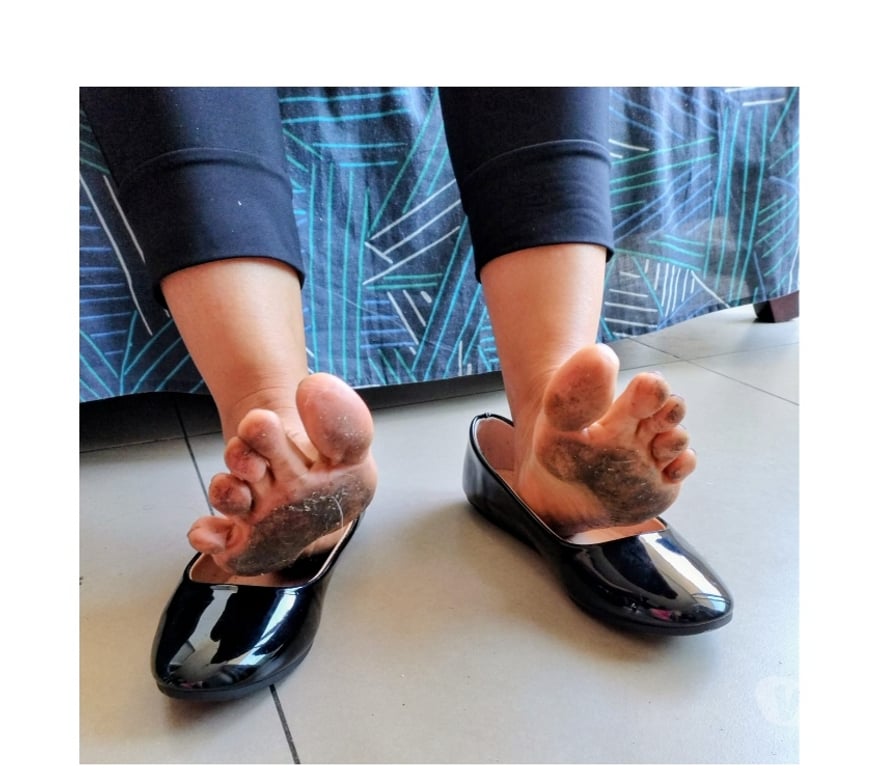 Escort Santiago Santiago - Fotos de ¿Listo para sumergirte en el mundo de fetichismo de pies ?