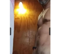 MACHO CUARENTON GUAPO BUSCA AMIGA ESTABLE PARA ENCUENTROS