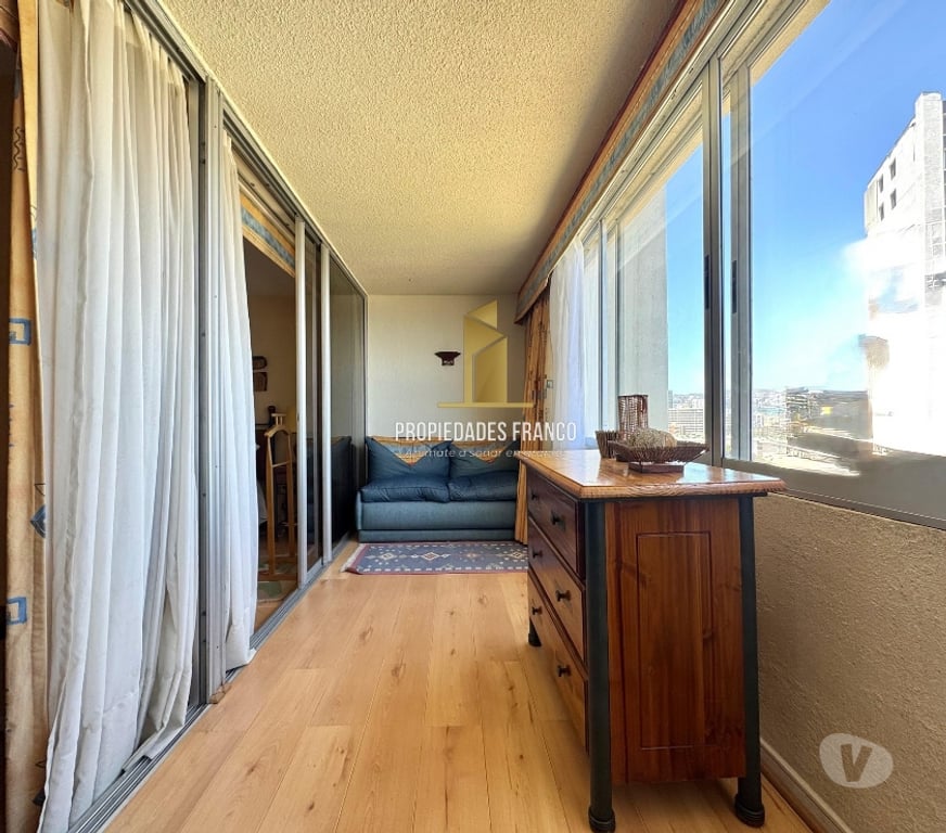 Bienes Raices Valparaíso Viña del Mar - Fotos de VENTA FRENTE AL MAR 1 DORMITORIO 1 BAÑO VIÑA DEL MAR