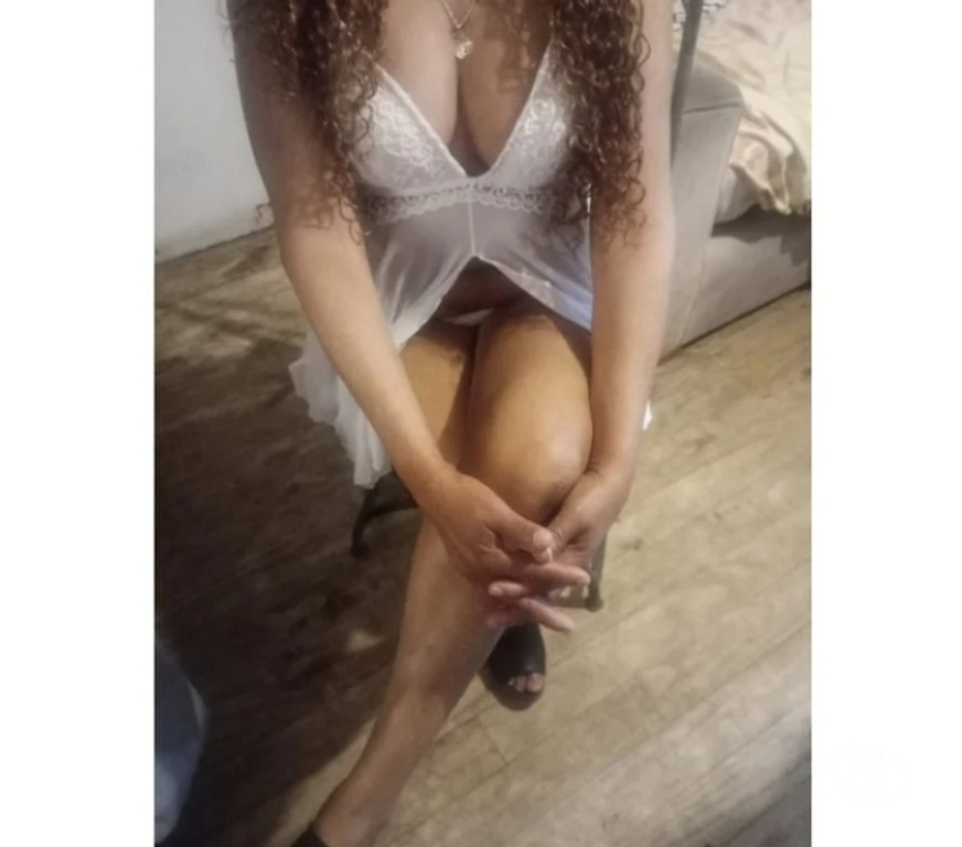 Escort Cautín Villarrica - Fotos de Ven a verme 💋 y disfruta de una fogosa madurita