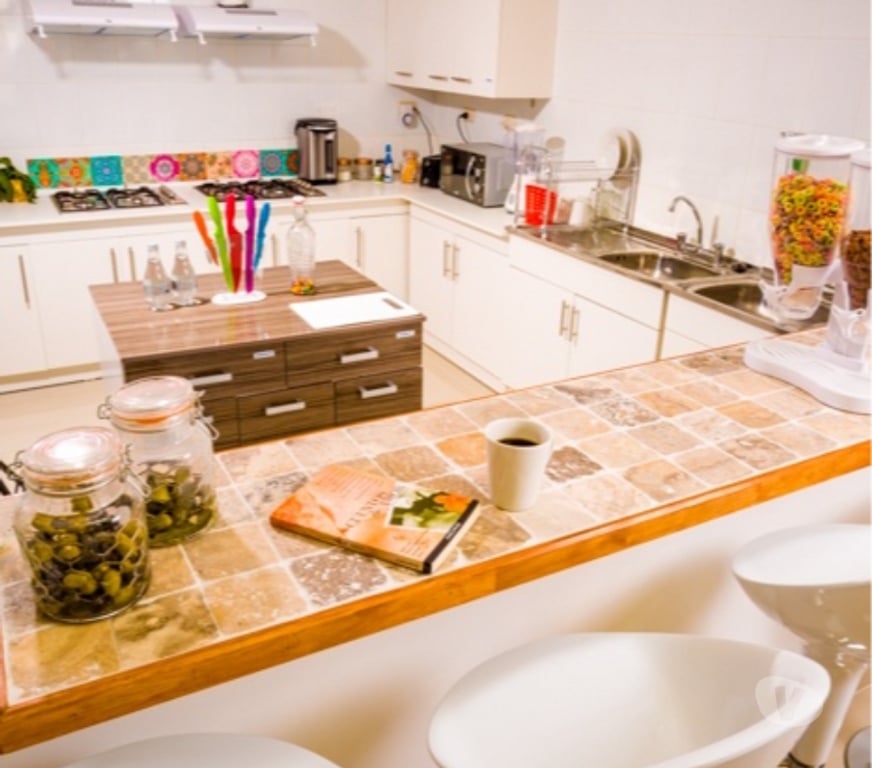 Negocios en Venta - Traspasos Santiago Santiago - Fotos de ARRIENDO HOSTAL PLAZA BRASIL