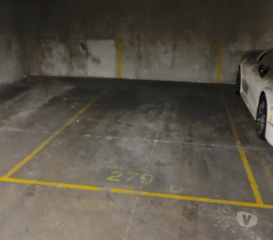 Bienes Raices Santiago Huechuraba - Fotos de Venta De 2 Estacionamientos Cubiertos