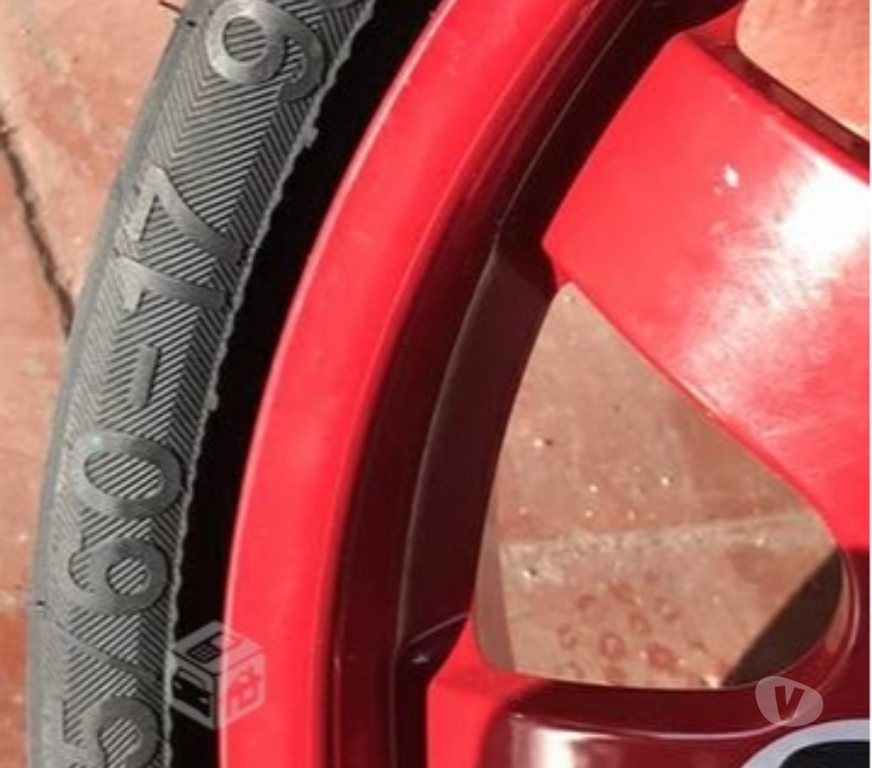 Accesorios para Autos Santiago Santiago - Fotos de 1 llanta con neumático nuevos linea Porsche Carrera 911