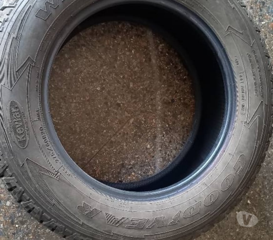 Accesorios para Autos Santiago Santiago - Fotos de 4 Neumàticos Good Year Wrangler Kevlar 275-60-R-20