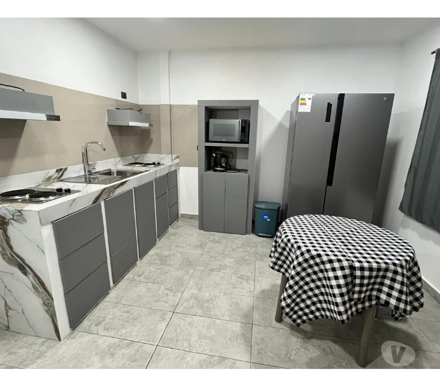 Arriendo de piezas Santiago La Florida - Fotos de Arriendo Pieza, frente Metro Santa Julia (La Florida)