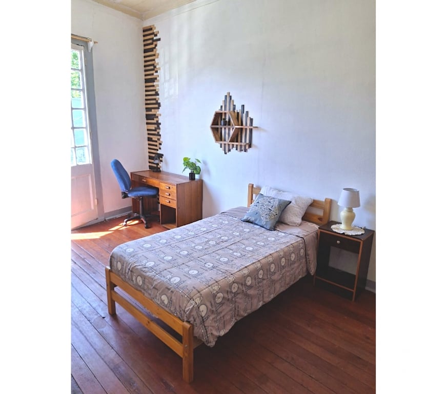 Arriendo de piezas Valparaíso Valparaíso - Fotos de PIEZA GRANDE SIN MES DE GARANTÍA (ESTUDIANTE O TRABAJADOR)