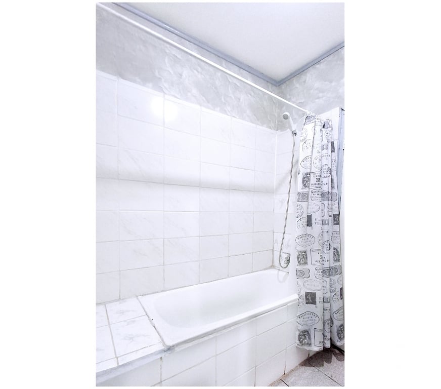 Arriendo de piezas Valparaíso Valparaíso - Fotos de Pieza amoblada con servicios incluidos (solo hombres)